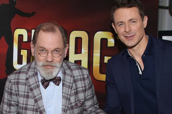 Alexander Bommes (re.) ehrt im «Gefragt - Gejagt»-Special den verstorbenen Jäger Klaus Otto Nagorsnik.