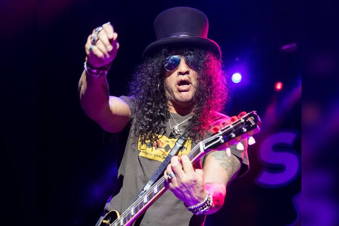 Slash sagte vier Konzerte ab.