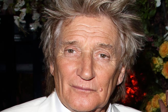 Rod Stewart kommt derzeit einfach nicht auf die Beine - von der Bühne ganz zu schweigen.