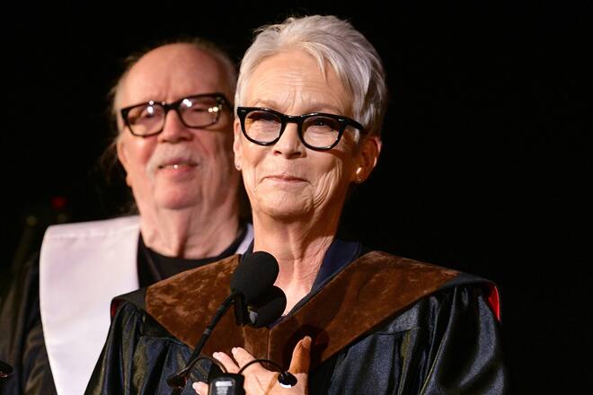 Jamie Lee Curtis hat die Ehrendoktorwürde erhalten.