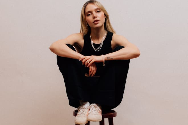 Lina Larissa Strahl wurde im Alter von 15 Jahren entdeckt.