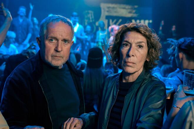 «Tatort: Deine Mutter»: Moritz Eisner (Harald Krassnitzer) und Bibi Fellner (Adele Neuhauser) ermitteln in einem Wiener Club.