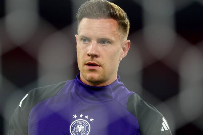 Torhüter Marc-André ter Stegen fällt nach einer schweren Verletzung für den DFB und für Barca länger aus.