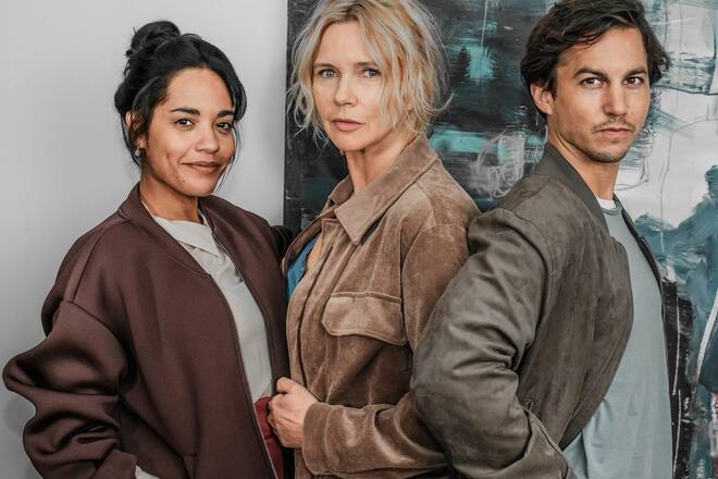 Salka Weber, Veronica Ferres und Tim Oliver Schultz übernehmen die Hauptrollen in «Alpentod - Ein Bayern-Krimi».