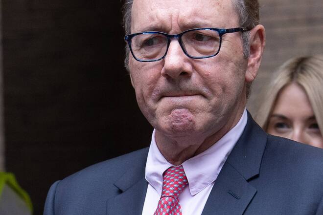 Kevin Spacey, hier vor dem Gerichtsgebäude in London abgelichtet, steht offenbar wieder vor der Kamera.