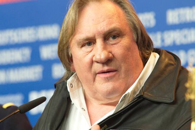 Gérard Depardieu sieht sich Vorwürfen von rund 20 Frauen wegen verschiedener sexueller Vergehen gegenüber.