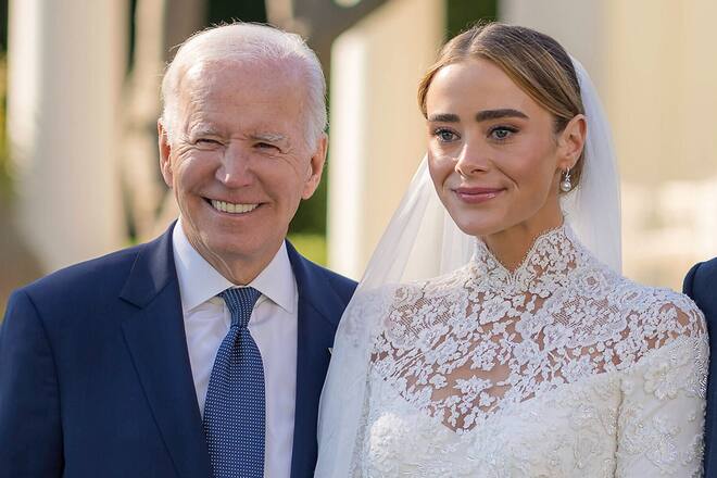Joe Biden bei der Hochzeit seiner Enkelin Naomi Biden.