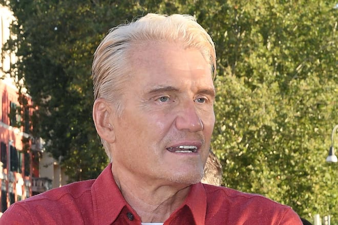 Dolph Lundgren gilt eigenen Angaben zufolge jetzt als krebsfrei.