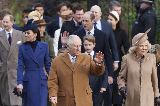 Die Royals beim Weihnachtsspaziergang in Sandringham.