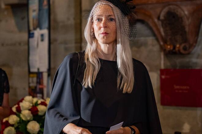 Simone Lugner bei der Trauerfeier für ihren Mann Richard Lugner.