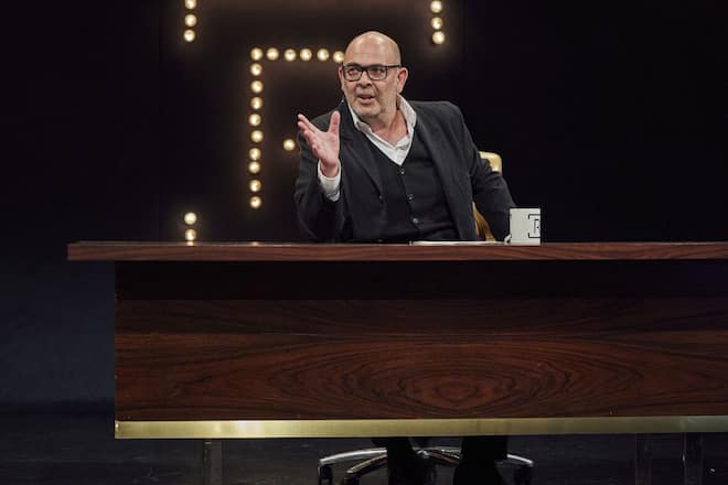 Multitalent Hannes Ringlstetter in der Kulisse seiner TV-Show «Ringlstetter».