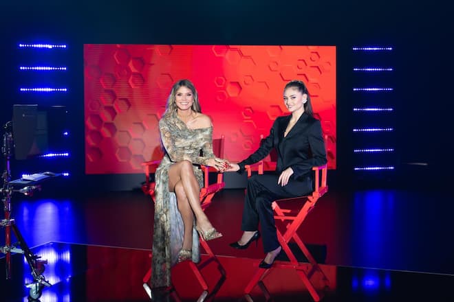 Heidi Klum mit Tochter und Gastjurorin Leni Klum.