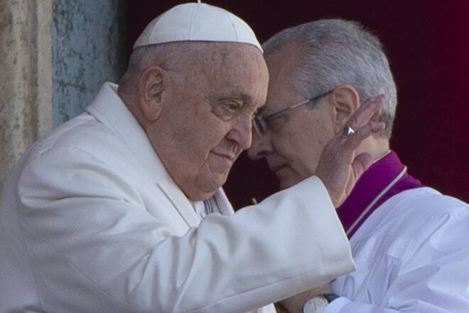 Der Zustand von Papst Franziskus hat sich leicht verbessert.