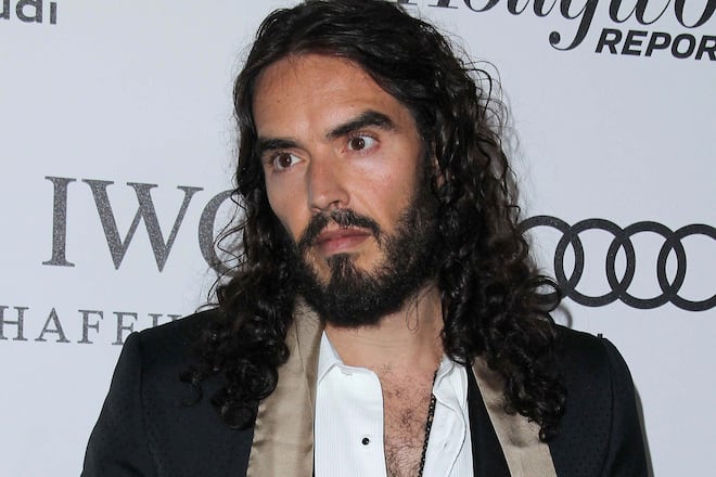 Russell Brand sieht sich mit zahlreichen Vorwürfen konfrontiert.