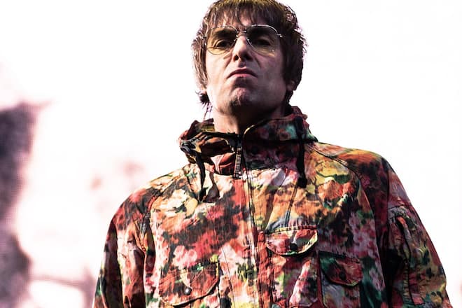 Jemand aus dem Oasis-Umfeld spricht offenbar mit der Presse - Liam Gallagher gefällt das gar nicht.