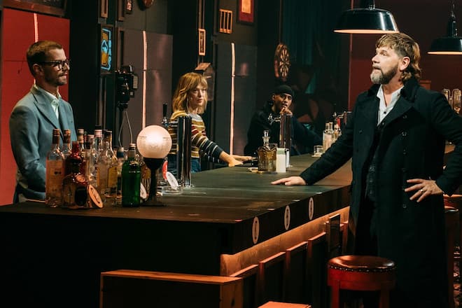 Rea Garvey (r.) verwandelte für seine Ausgabe das Studio in einen irischen Pub. Am Ende verlor er gegen Heike Makatsch.