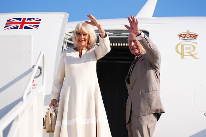 König Charles und Königin Camilla verabschieden sich aus Italien.