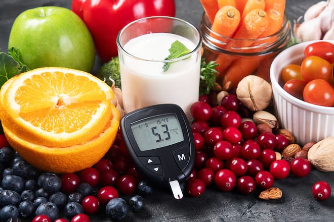 Viele Lebensmittel haben Einfluss auf den Blutzuckerspiegel und damit auch auf die Insulinproduktion.