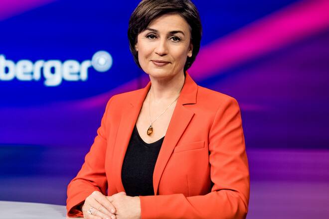 Sandra Maischberger diskutiert dienstags und mittwochs in ihrer ARD-Talkshow mit prominenten Gästen.