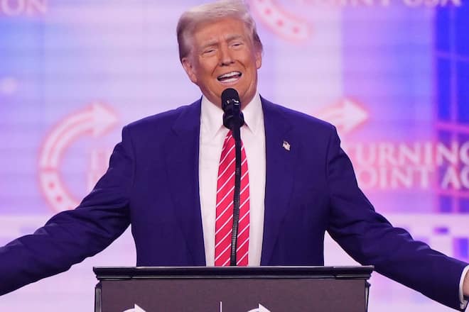 Donald Trump liebt die Kameras - aber nur, wenn sie in den USA aufnehmen.