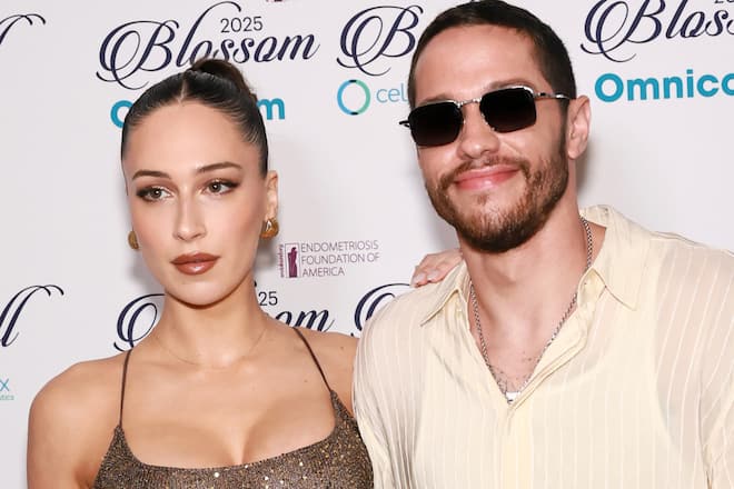Werden bald Eltern: Elsie Hewitt und Pete Davidson.