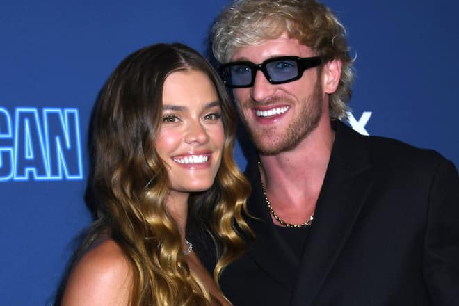 Nina Agdal und Logan Paul waren bereits seit Juli 2023 verlobt, nun gingen sie den nächsten Schritt.