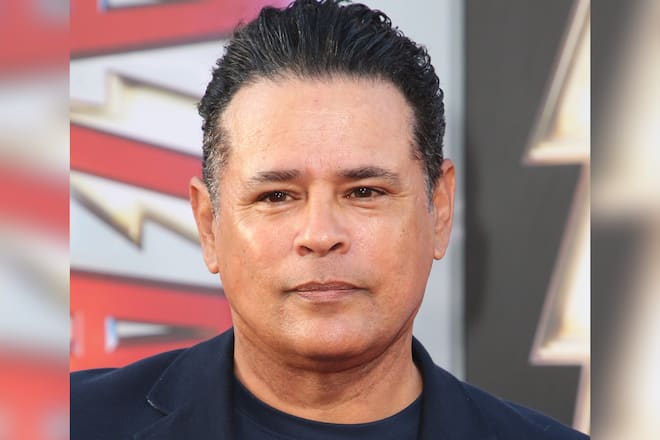 Ärger für Raymond Cruz.