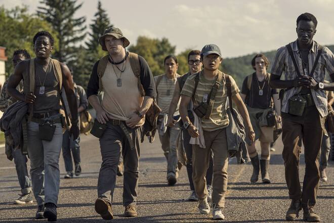 In Richtung einer ungewissen Zukunft: Die teilnehmenden Jugendlichen von «The Long Walk».