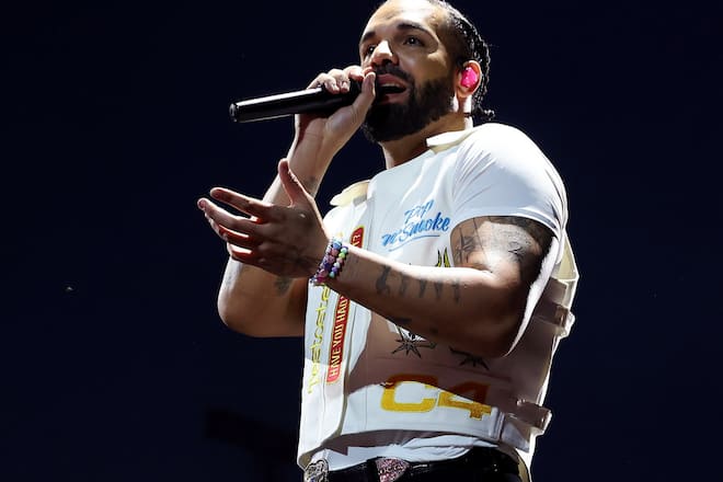 Statt die internationalen Bühnen machte Drake das Oktoberfest unsicher.
