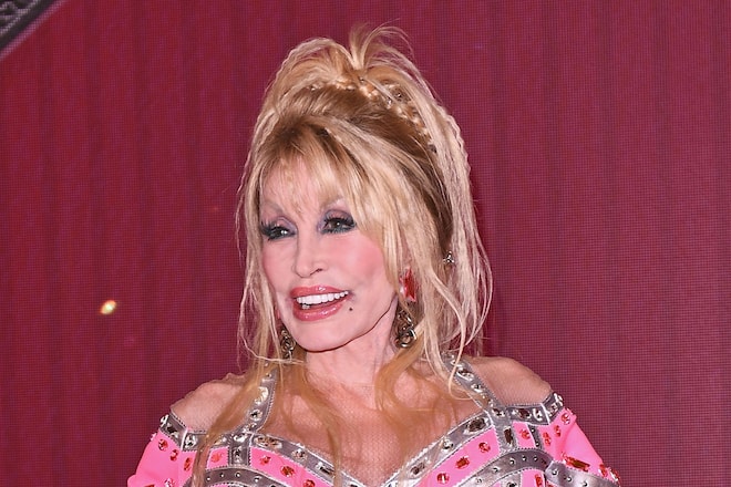 Dolly Parton musste ihre Konzerte für Dezember absagen.