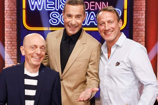 «Wer weiss denn sowas XXL»: Moderator Kai Pflaume (M.) und seine Rateteam-Kapitäne Bernhard Hoëcker (l.) und Neuzugang Wotan Wilke Möhring.