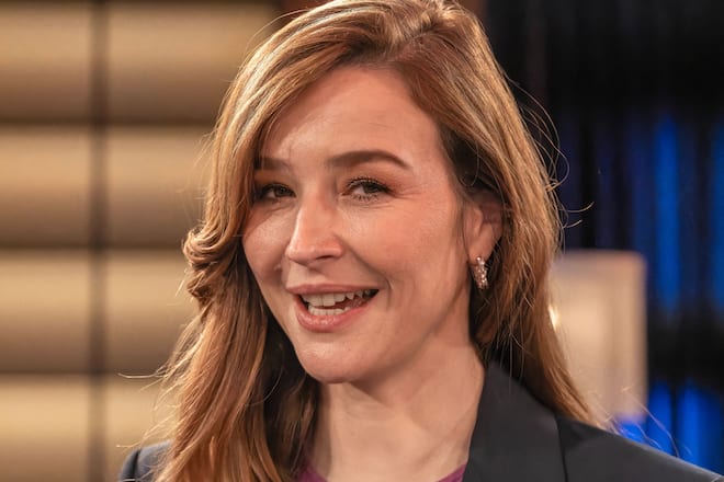 Katrin Bauerfeind übernimmt die Moderation des Jahresrückblicks «Der Comedygipfel - Das Jahr 2025» auf ProSieben.