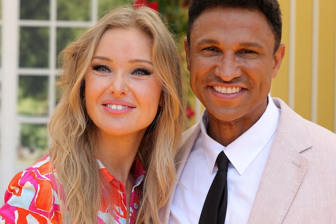 Patrice Aminati, hier mit Gatte Daniel, beweist Humor.