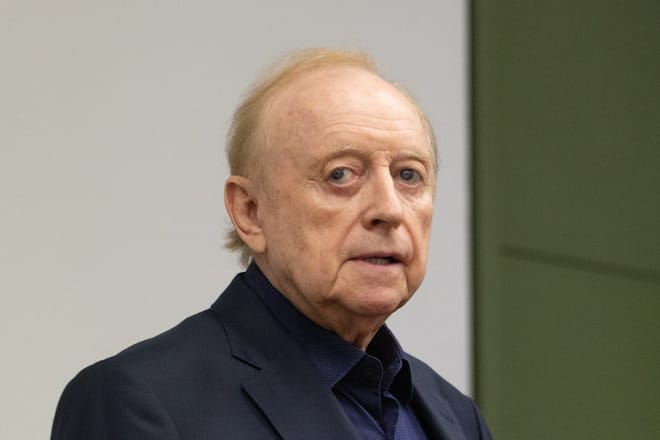 Überraschender Video-Gruss: Alfons Schuhbeck