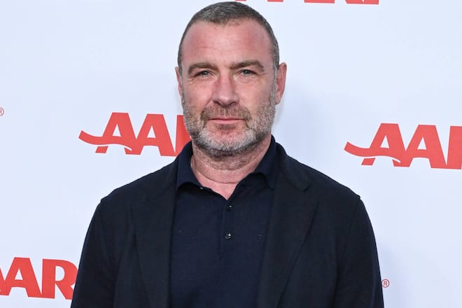 Liev Schreiber musste in New York City eine Nacht im Krankenhaus verbringen.