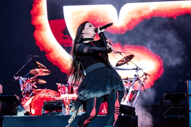 Amy Lee spielt 2026 mit ihrer Band Evanescence 48 Konzerte weltweit.
