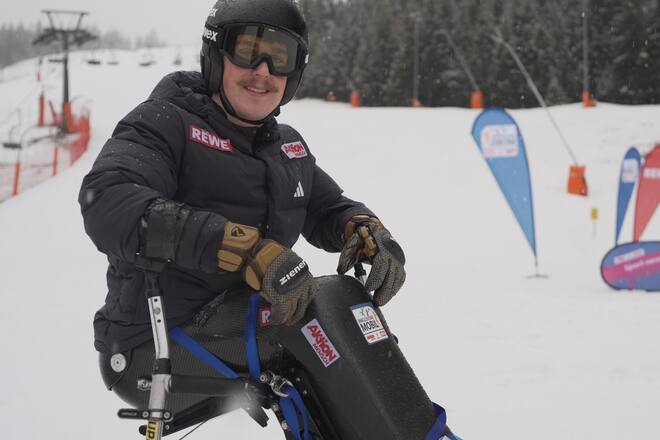 Monoskifahrer Leon Gensert.