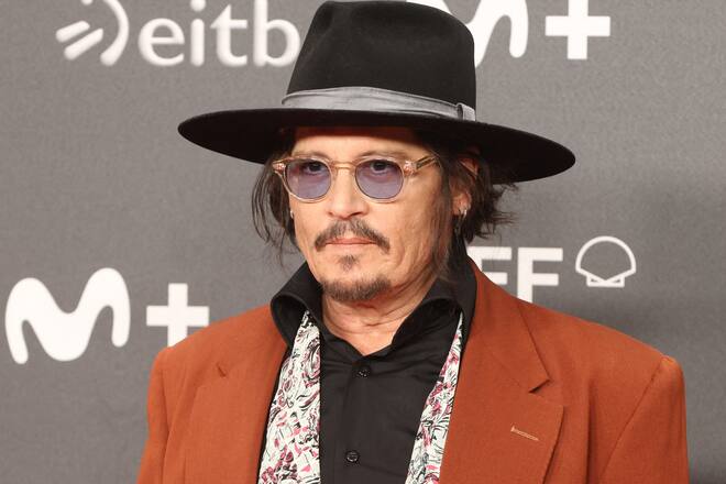 Johnny Depp stellt in Fulda aus.
