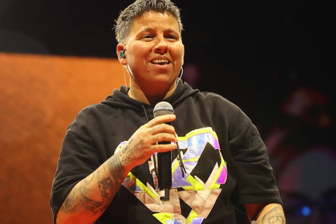 Kerstin Ott hat erstmals öffentlich über ihre Brust-OP gesprochen.