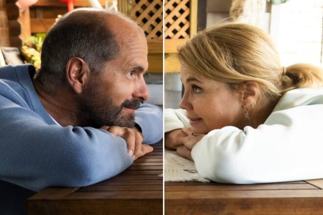 «Merz gegen Merz - Geheimnisse»: Die Ex-Ehepartner Erik (Christoph Maria Herbst) und Anne (Annette Frier) können sich eigentlich nicht ausstehen. Doch wenn es hart auf hart kommt, sind die beiden für einander da.