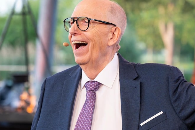 Emotionaler Abschied von Reiner Calmund am Sonntagabend bei «Grill den Henssler».