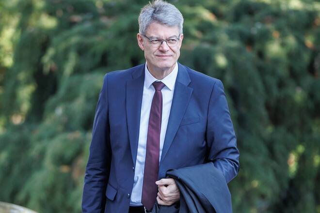 Patrick Schnieder sackte offenbar am Tagungstisch während einer Kabinettsklausur in Berlin in sich zusammen.