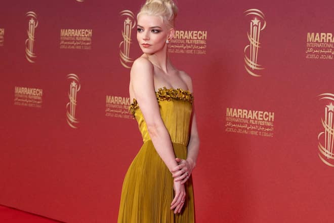 Anya Taylor-Joy auf dem roten Teppich beim marokkanischen Festival.
