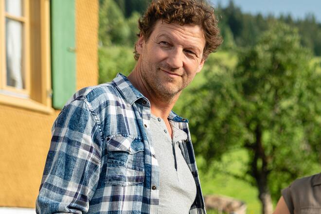 Seit 2018 verkörperte Schauspieler Thomas Unger Georg Leitner in der Familiensaga «Daheim in den Bergen» - nun stehen die letzten beiden Filme an.