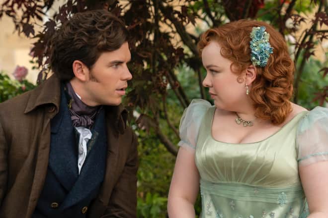 Die ganze Streamingwelt fiebert mit Luke Newton als Colin Bridgerton und Nicola Coughlan als Penelope Featherington.