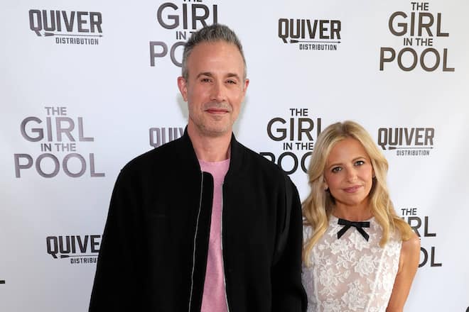 Freddie Prinze Jr. und Sarah Michelle Gellar haben keine Probleme mit Paparazzi.