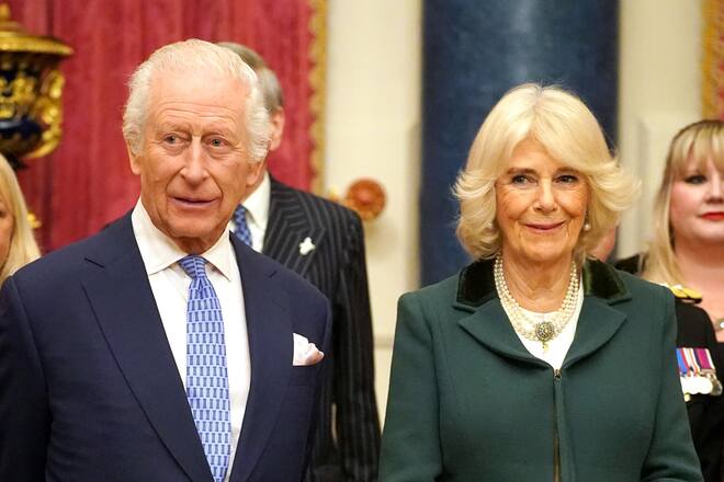 König Charles III. und Königin Camilla am Mittwochabend im Buckingham-Palast.