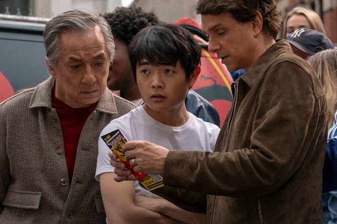 Jackie Chan, Ben Wang und Ralph Macchio (v.l.) in «Karate Kid: Legends».