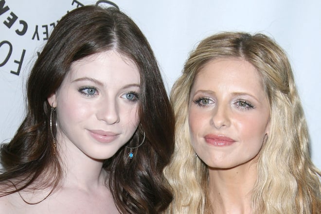 Michelle Trachtenberg (l.) und Sarah Michelle Gellar im Jahr 2008.
