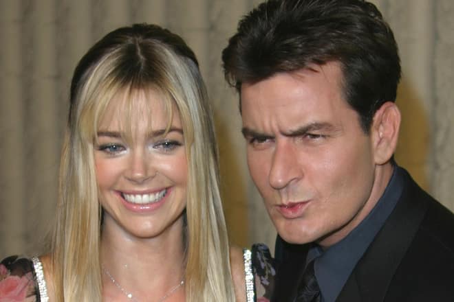 Charlie Sheen und Denise Richards im Jahr 2003.